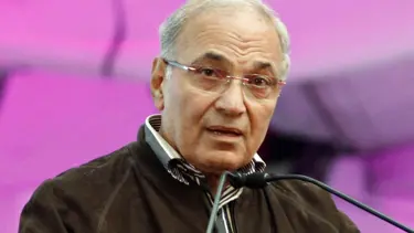 Mısır’da başbakan istifa etti