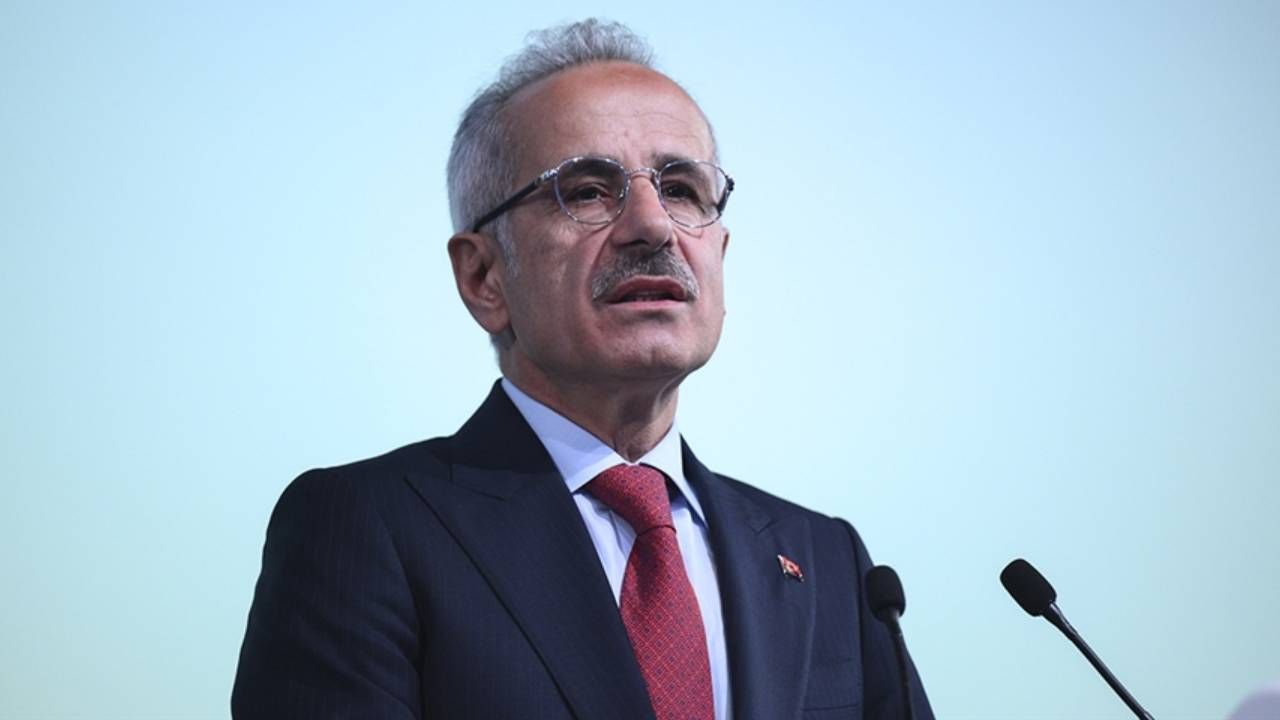 Bakan Uraloğlu'ndan Grok açıklaması: Engelleme kararı yok ama gerekirse yasaklarız