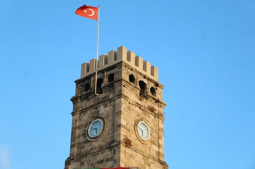 4 asırlık Tekeli Mehmet Paşa Camisi ziynet ve süsleriyle Ocak ayında ibadete açılacak 8