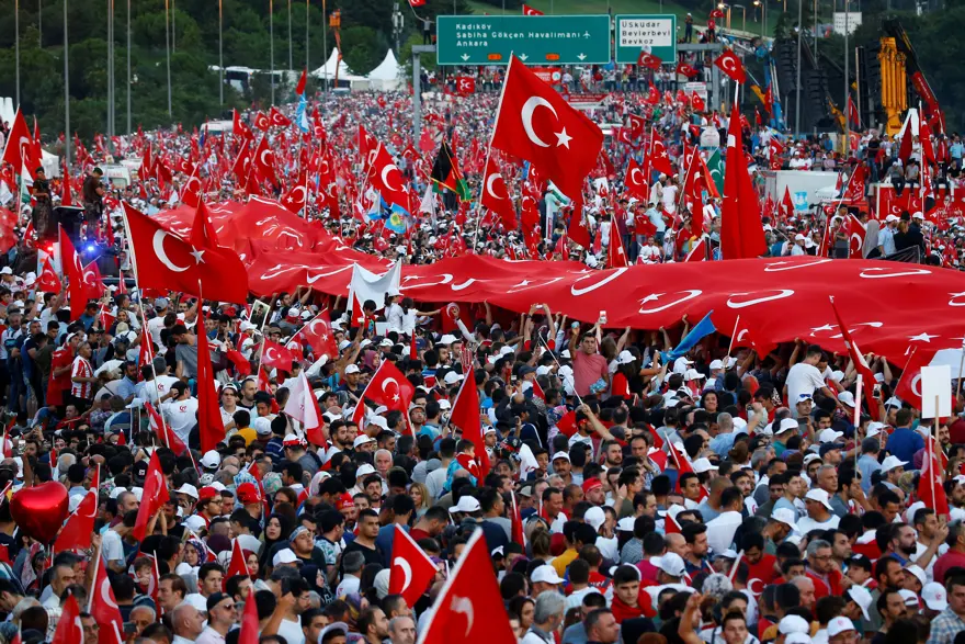 Köprüde Milli Birlik Yürüyüşü 54 Köprüde Milli Birlik Yürüyüşü 54