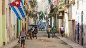 Küba'dan ABD'ye nükleer denizaltı tepkisi