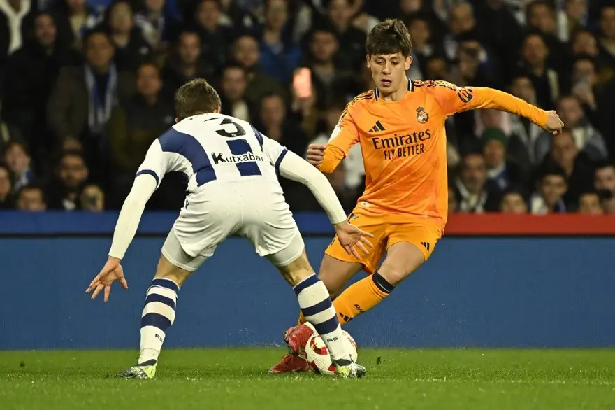 Arda Güler ile Real Madrid Başkanı Florentino Perez'in özel konuşması servis edildi: Ayrılık isteğine cevap Arda Güler ile Real Madrid Başkanı Florentino Perez'in özel konuşması servis edildi: Ayrılık isteğine cevap