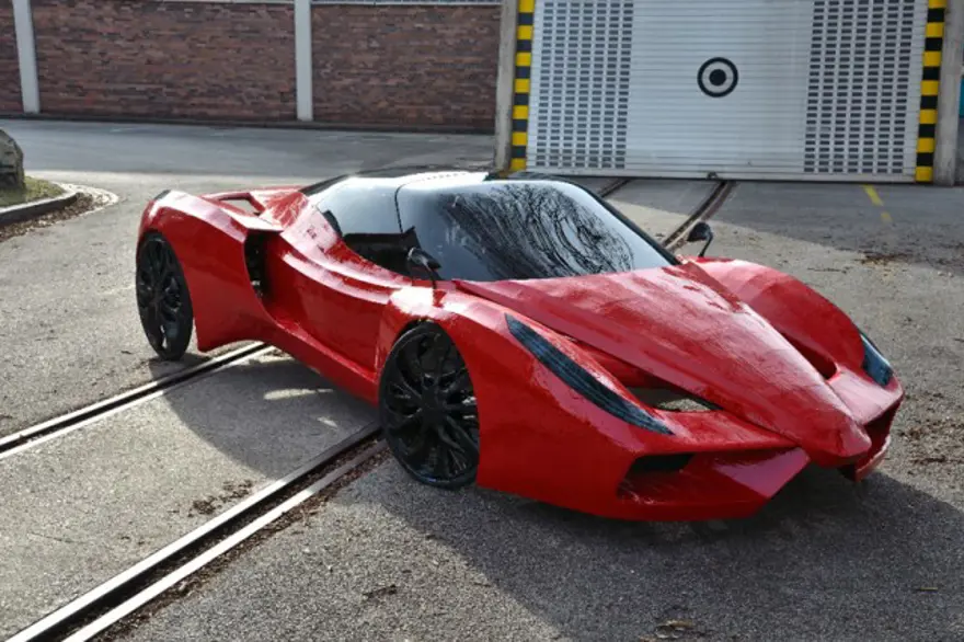 Dünyanın en yavaş Ferrari'si 2