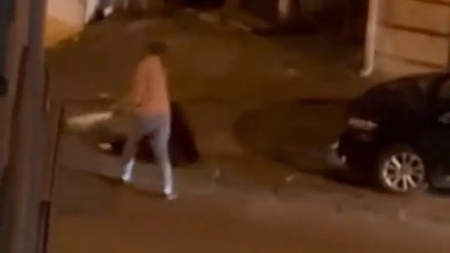 İstanbul’dahamile kadına sokak ortasında şiddet 4 İstanbul’dahamile kadına sokak ortasında şiddet 4