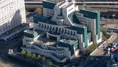 İngiliz istihbaratına ilk kadın başkan