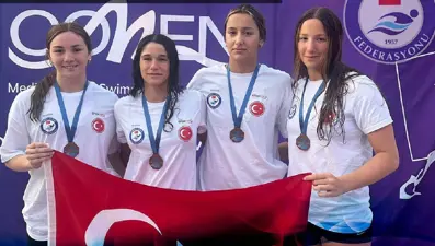 Milli yüzücüler 6 madalya kazandı