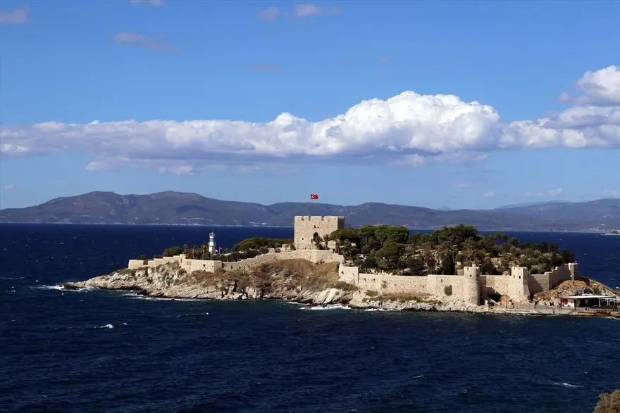 Barbaros Hayrettin Paşa'nın mirası kale turistlerden ilgi görüyor 11