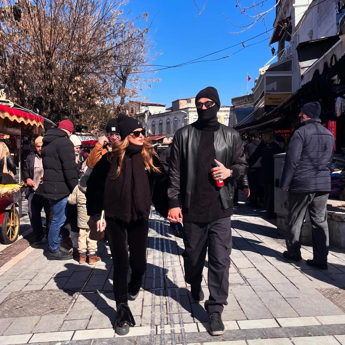 Icardi ve sevgilisi China Suarez'in İstanbul turundan yeni fotoğraflar: Tanınmamak için maske taktı!