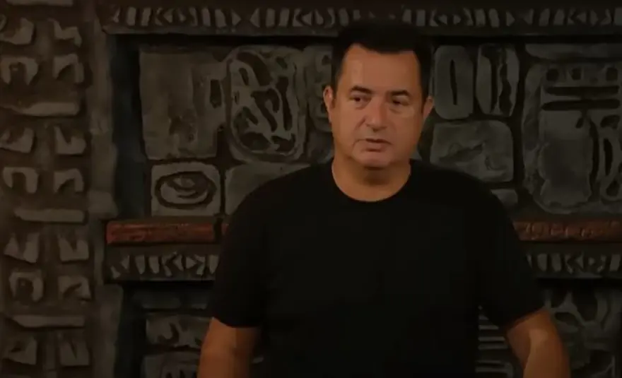 Mehmet Ali Erbil kızı Yasmin'in sevgilisi Yiğit Poyraz'ı savundu: Survivor insana neler yaptırıyor 1 Mehmet Ali Erbil kızı Yasmin'in sevgilisi Yiğit Poyraz'ı savundu: Survivor insana neler yaptırıyor 1