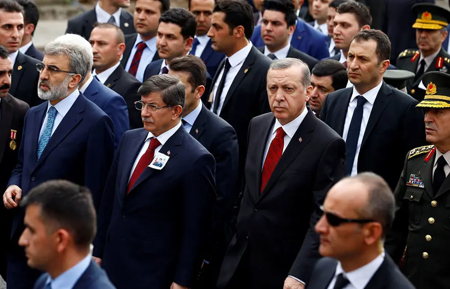 Erdoğan - Davutoğlu görüşmesi ve kongre kararı dünya basınında 1