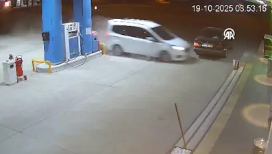 Benzin istasyonunda facia teğet geçti!