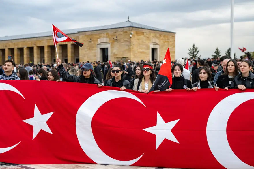 Anıtkabir'e 10 Kasım'da rekor ziyaret 7 Anıtkabir'e 10 Kasım'da rekor ziyaret 7