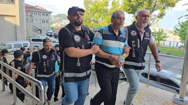 Aile boyu tefecilik! Belediye çalışanı kardeşler ve babaları gözaltında