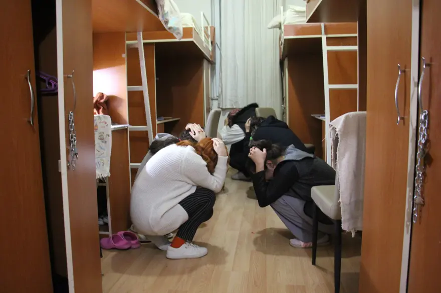 KYK yurtlarında eş zamanlı deprem tatbikatı 69