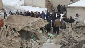 İran'daki 5,9'luk deprem Van'ı vurdu: Başkale'de 9 kişi yaşamını yitirdi