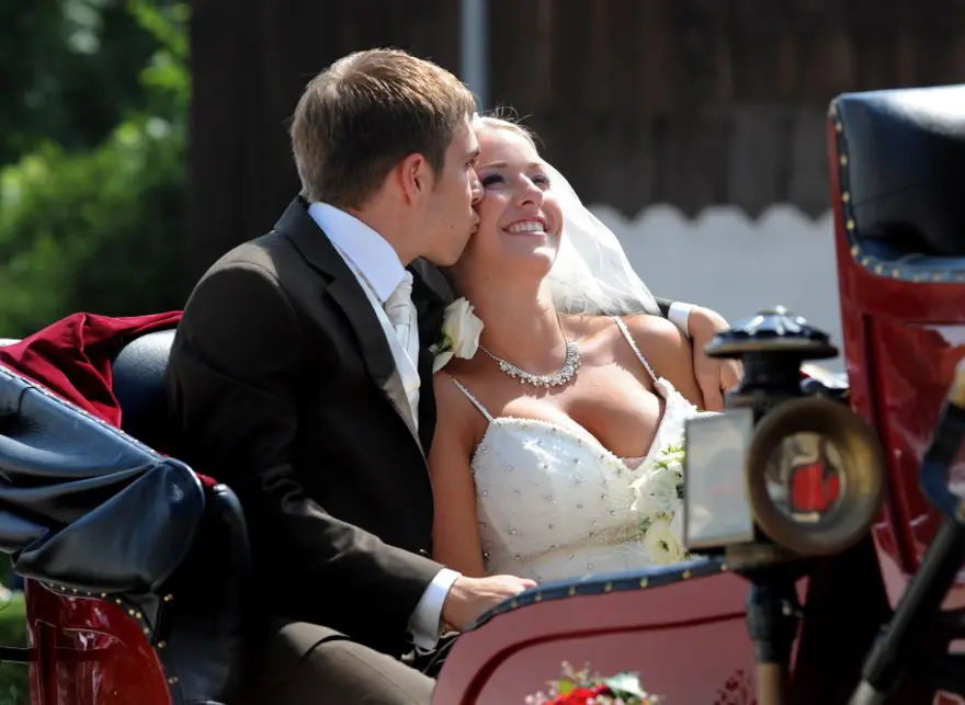 Lahm hayatının imzasını attı 5