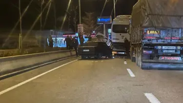 Ankara'da 4 otomobil ile TIR'ın karıştığı kazada 2 kişi yaralandı