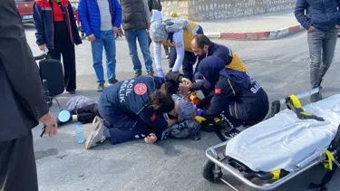 Otomobil ile çarpışan elektrikli bisikletin sürücüsü yaralandı