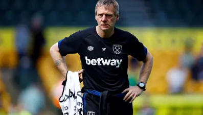 İngiliz futbol efsanesinin trajik kaybı!