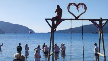 Ölen turistin külleri ortalığı karıştırdı: Olayın görüntüleri ortaya çıktı