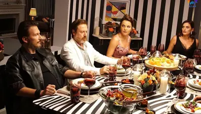 Ufak Tefek Cinayetler 36. bölüm fragmanı