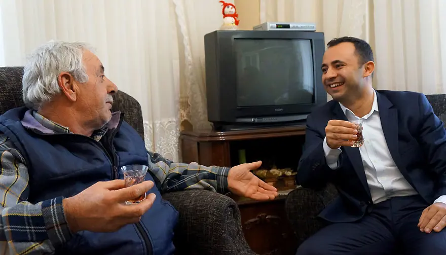 Çayı bakan danışmanı içti 1