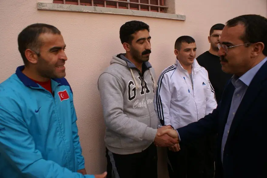 Bakan'dan mahkumlara tespih 6