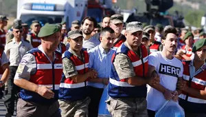 Cumhurbaşkanı Erdoğan'a suikast girişimi davasında tişört gerginliği