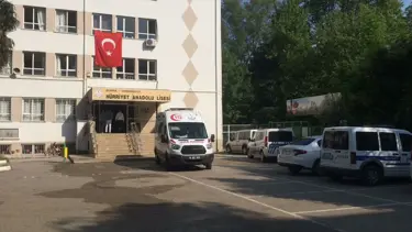 Sınıfta kız arkadaşını öldürüp intihar girişiminde bulundu