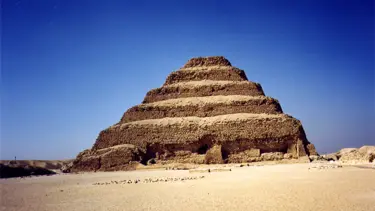 Mısır'da 17 kayıp piramit bulundu