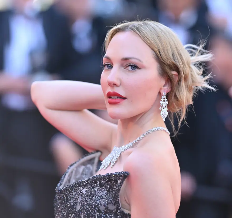 Meryem Uzerli, Birce Akalay ve birçok ünlü isim Cannes Film Festivali'ne katıldı 9 Meryem Uzerli, Birce Akalay ve birçok ünlü isim Cannes Film Festivali'ne katıldı 9