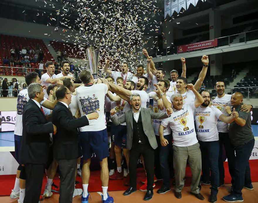 Kadınların ardından erkeklerde de özlenen tablo! 1 Kadınların ardından erkeklerde de özlenen tablo! 1