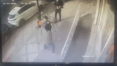 Bağcılar'da dehşet: Başkasına benzettiler, sokak ortasında öldürdüler