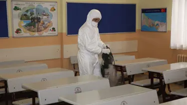 İstanbul'da okullar virüslere karşı nano gümüş teknolojisi ile temizlendi