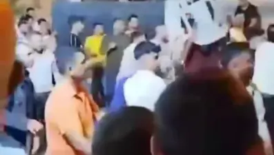 Halay başı olma tartışması kavgaya dönüştü, düğünde sandalyeler havada uçuştu