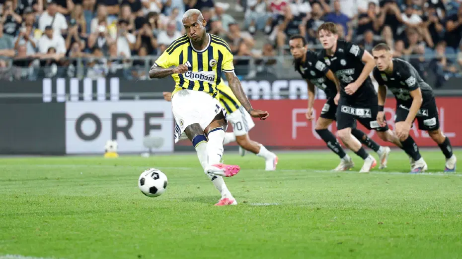 Anderson Talisca'nın Sturm Graz maçındaki penaltısı tarihe geçti