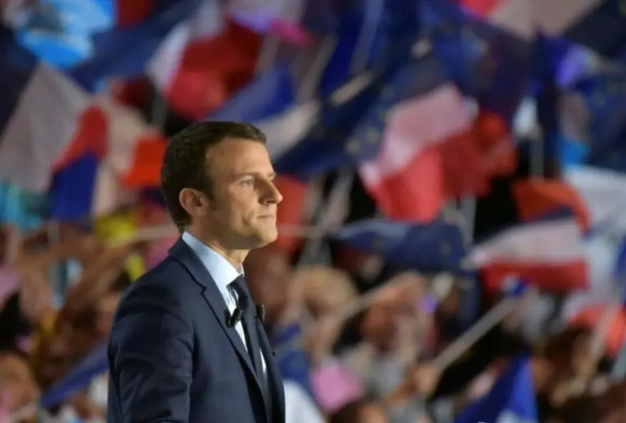 Fransa'nın yeni Cumhurbaşkanı Macron oldu (Emmanuel Macron kimdir?) 16 Fransa'nın yeni Cumhurbaşkanı Macron oldu (Emmanuel Macron kimdir?) 16