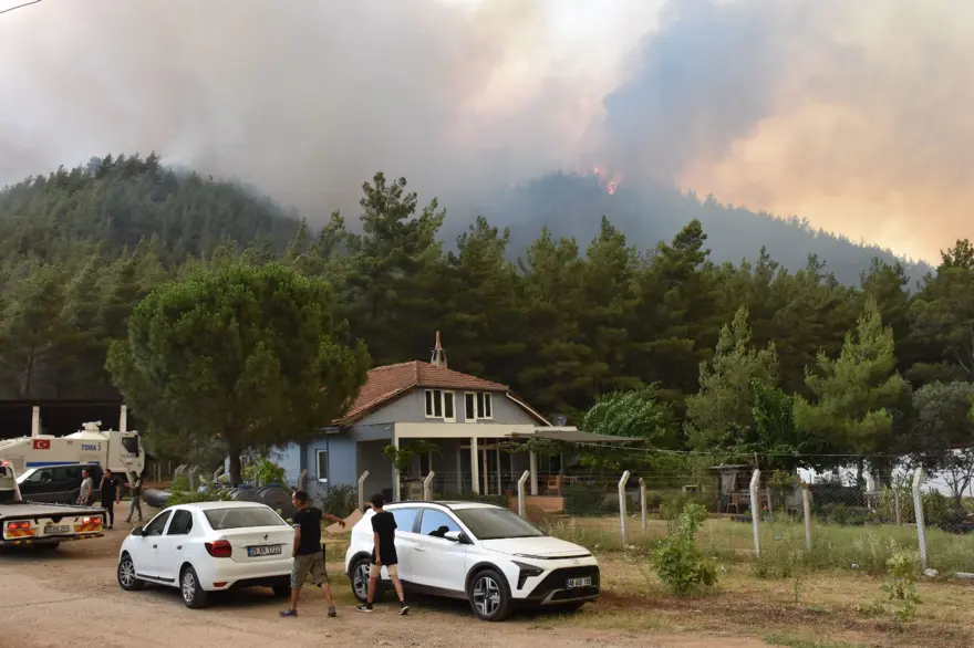 "51 HANEDEN 151 KİŞİ TAHLİYE EDİLDİ" 3 "51 HANEDEN 151 KİŞİ TAHLİYE EDİLDİ" 3