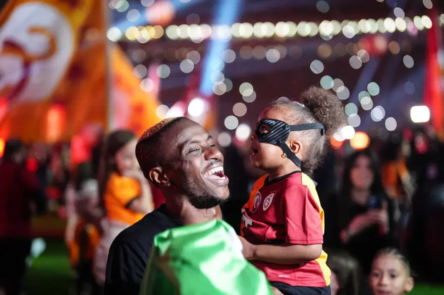 Galatasaray'ın tarihi teklifine rağmen pes etmiyorlar: Victor Osimhen için son dakika gelişmesi 3