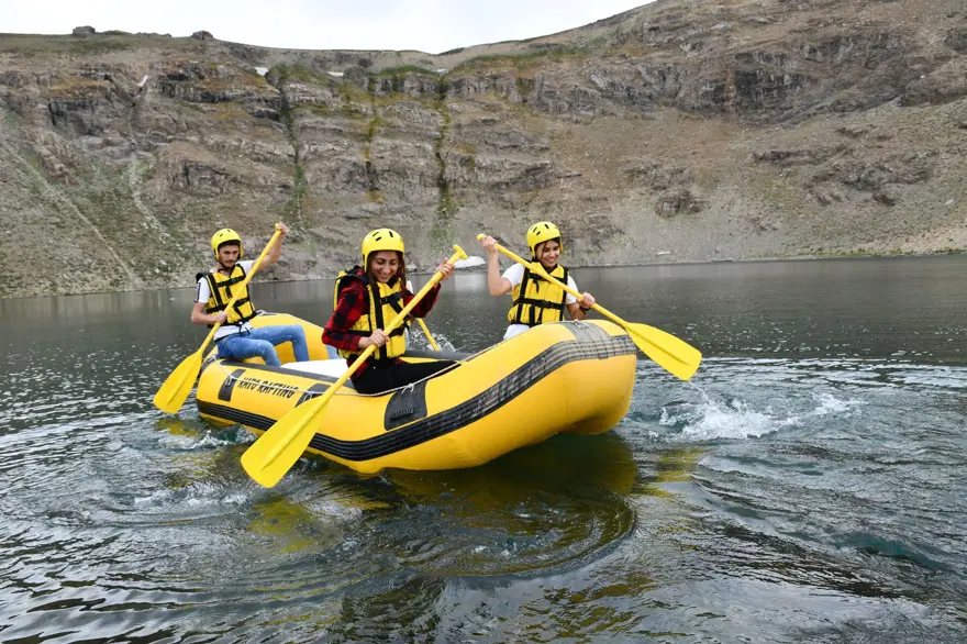 3 bin rakımda rafting keyfi 4 3 bin rakımda rafting keyfi 4