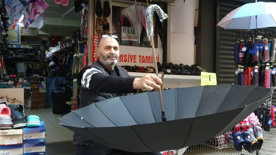 Ne tamir ne satış kaldı: Son şemsiye ustası ayakta kalmaya çalışıyor 4 Ne tamir ne satış kaldı: Son şemsiye ustası ayakta kalmaya çalışıyor 4