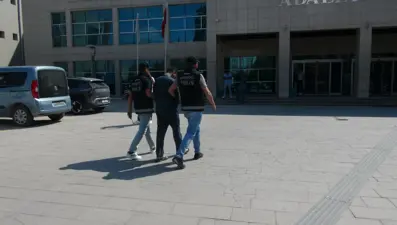 Durdurulan araçtan binlerce uyşturucu hap ele geçirildi