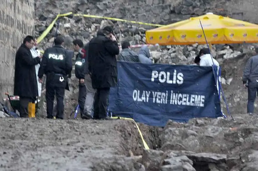 JİTEM binasında kafatasları 16