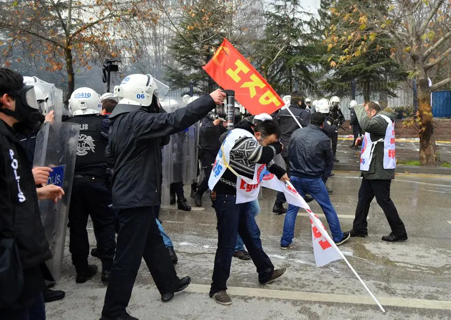 Ankara'da eyleme müdahale 23