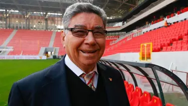 Eski futbolcu Nevzat Güzelırmak hayatını kaybetti
