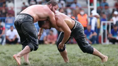 İsmail Balaban Ulugazi Yağlı Güreşleri’nde mücadele edecek: Başpehlivanlar kozlarını paylaşacak