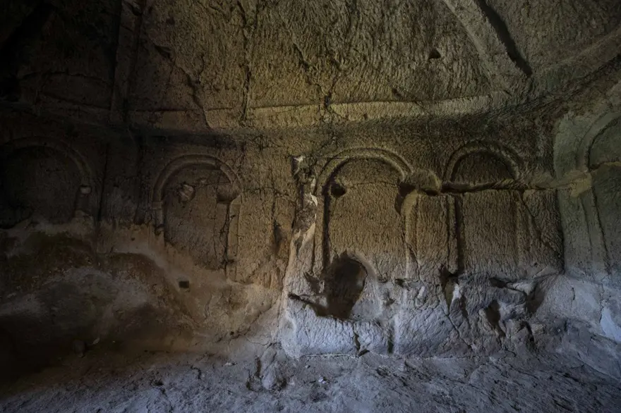 Tarihi yapılarıyla Mahkemeağcin köyü 15 Tarihi yapılarıyla Mahkemeağcin köyü 15