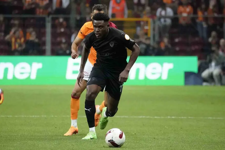 Süper Lig ekibine piyango vurdu: Bedelsiz aldıkları futbolcudan 220 milyon TL kazandılar 1