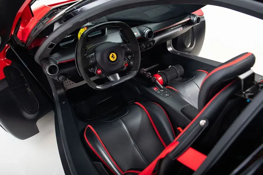 2015 Ferrari LaFerrari 19