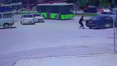 El frenini çekmeyi unuttu, kazaya engel olamadı